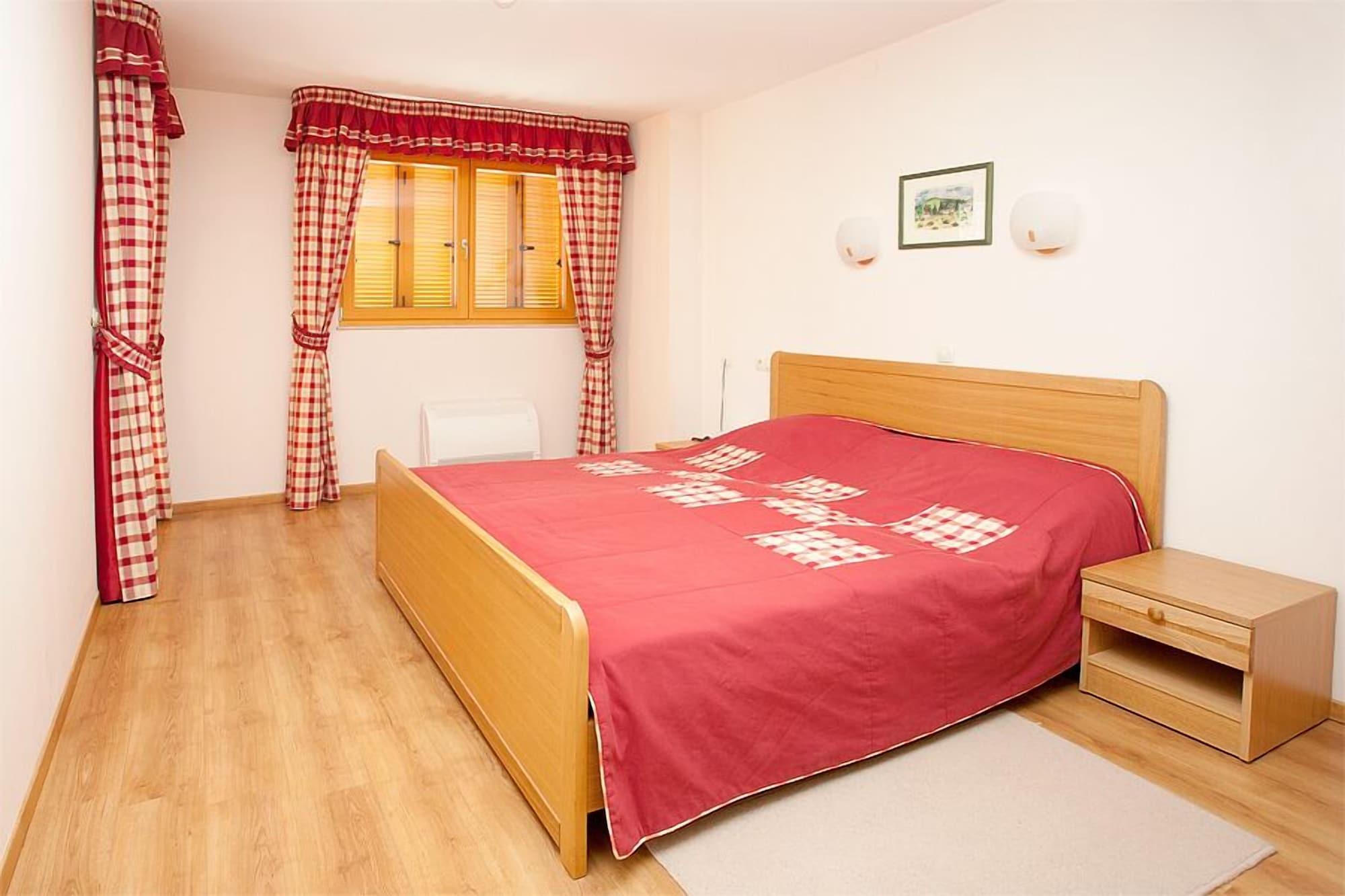Aparthotel Snjezna Kraljica Stubicke Toplice Dış mekan fotoğraf