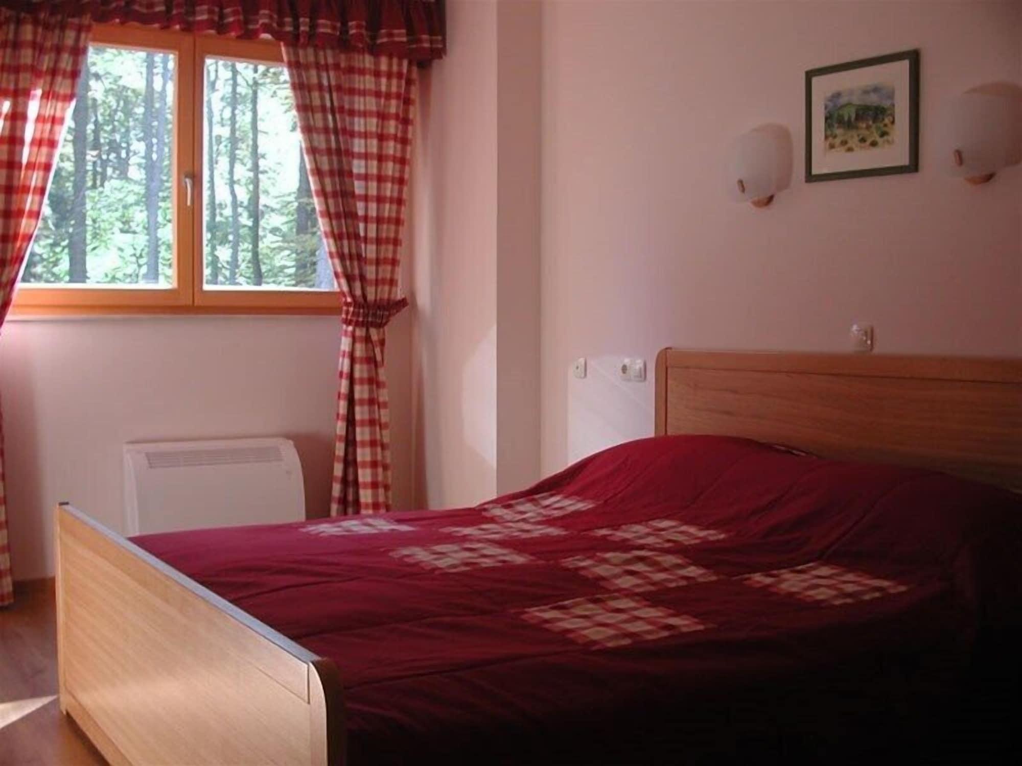 Aparthotel Snjezna Kraljica Stubicke Toplice Dış mekan fotoğraf