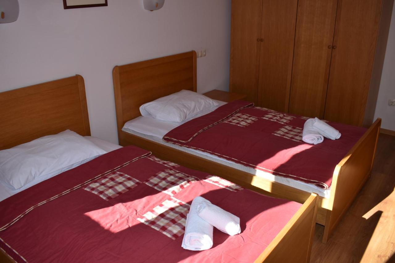 Aparthotel Snjezna Kraljica Stubicke Toplice Dış mekan fotoğraf