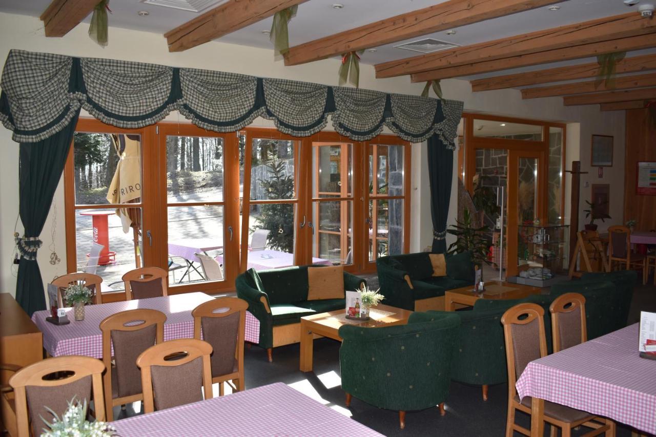 Aparthotel Snjezna Kraljica Stubicke Toplice Dış mekan fotoğraf