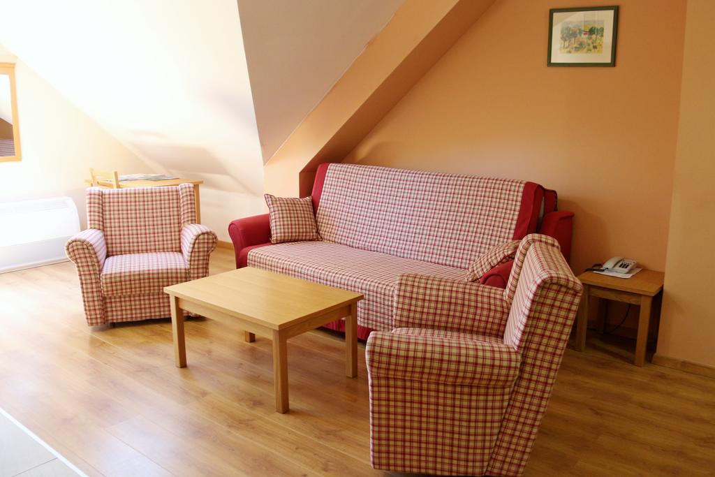 Aparthotel Snjezna Kraljica Stubicke Toplice Oda fotoğraf